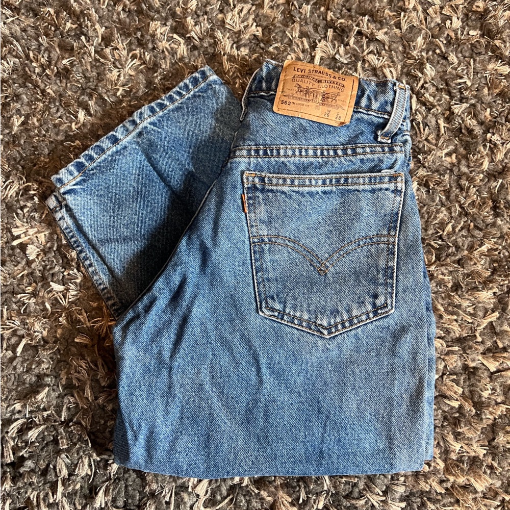 VINTAGE LEVIS 562 STUDENT FIT